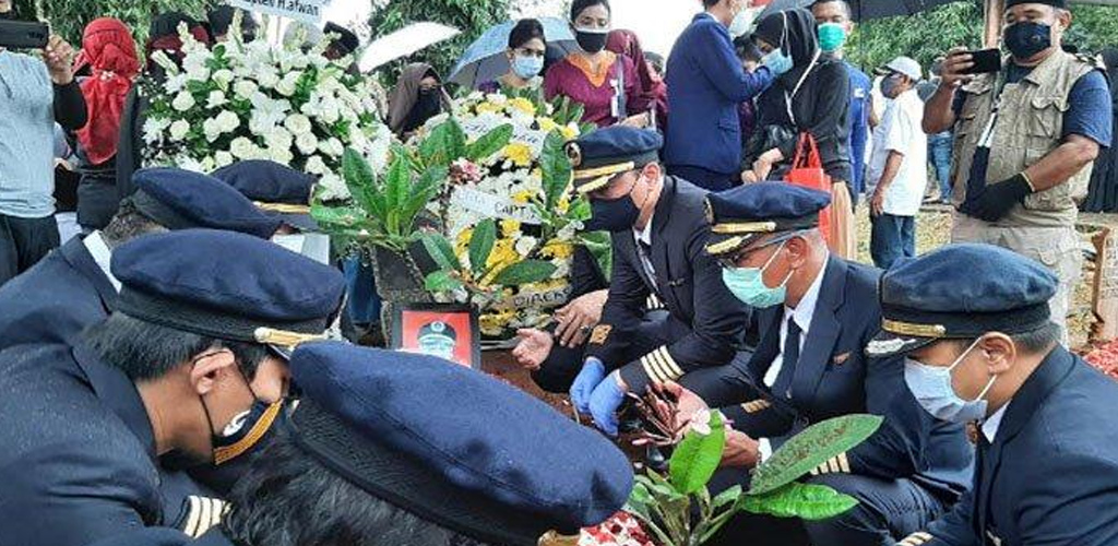 Jenazah Kapten Afwan dikebumikan, isteri mohon doa keluarga kuat