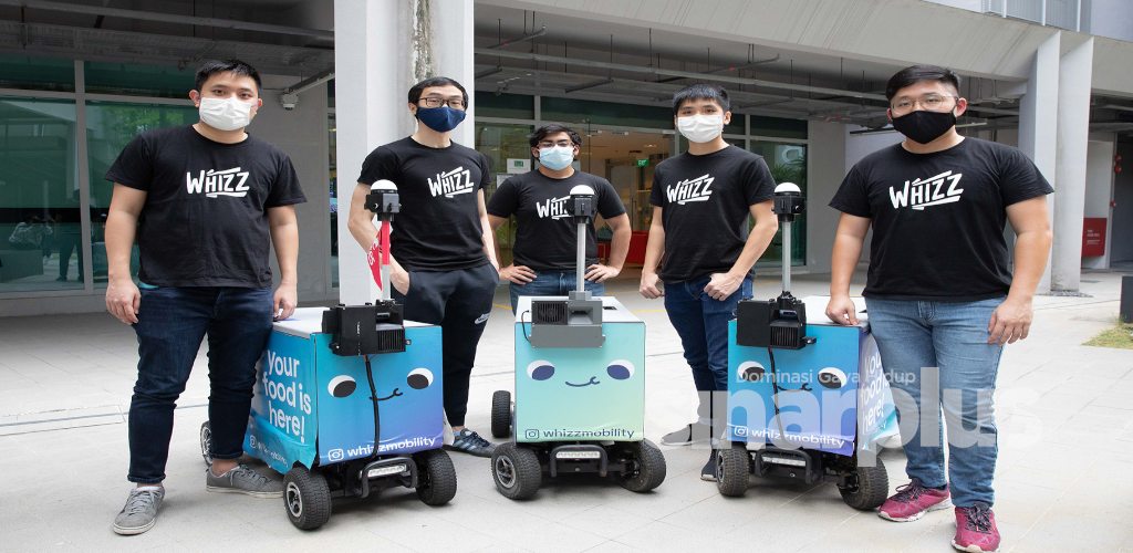 Pelajar Singapura cipta robot penghantar makanan, lebih 6,000 pesanan berjaya dihantar