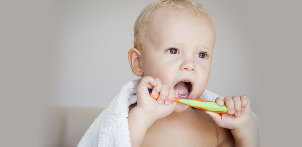 Risiko tersekat di kerongkong, awas biarkan kanak-kanak memberus gigi!