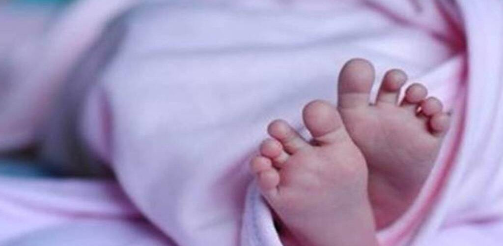 Bayi dilahirkan 3 zakar, kes pertama di dunia