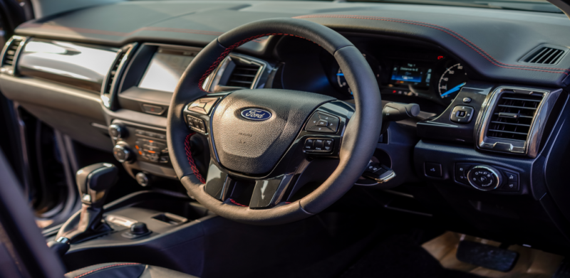 Ford Ranger FX4 trak pertama di lancarkan secara online