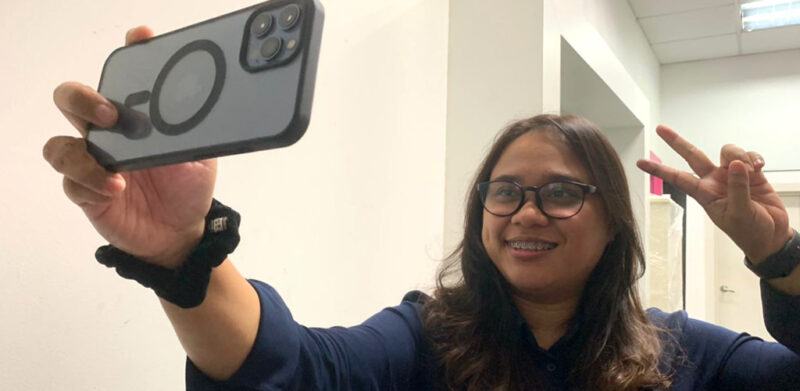 Suka berselfie petanda sakit mental! Ini tanda & kategorinya wanita boleh semak diri