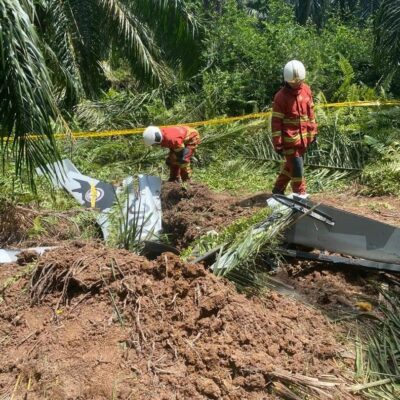 'Abang cuba cari depan sana...' Pesawat terhempas di Kapar, penduduk kampung bantu pasukan keselamatan kesan mangsa5