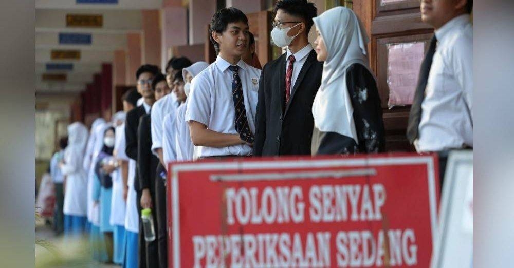 Peperiksaan bertulis SPM 2024 bermula pada 2 Januari 2025 dan berakhir pada 6 Februari 2025.